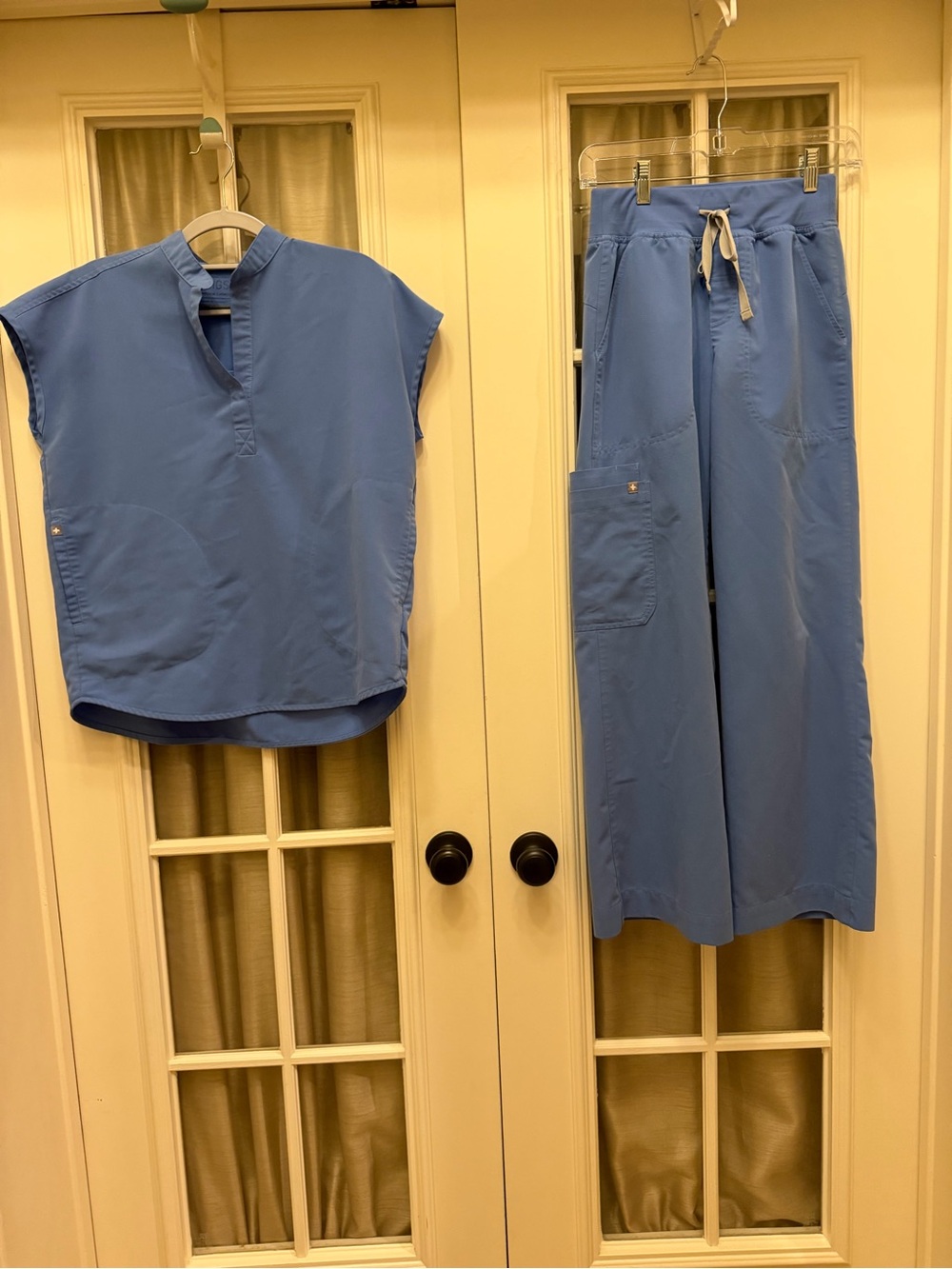 XXS Ceil Blue Women’s Figs Scrub Set Rafaela Top w/ Isabel Wide Leg Pants EUC